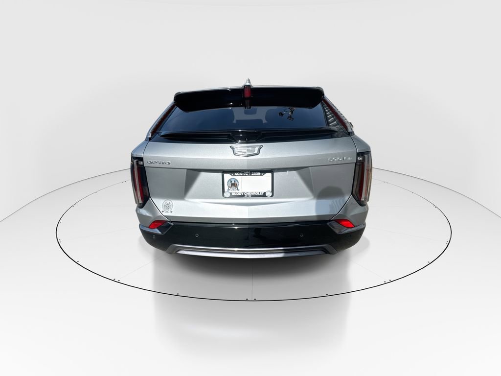 Used 2025 Cadillac Optiq Sport 2 image 7