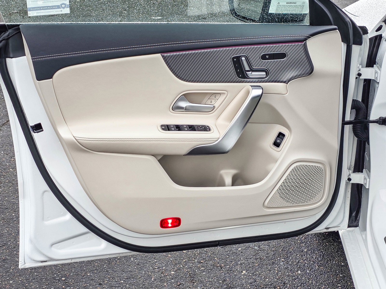 Certified 2025 Mercedes-Benz CLA 250 4MATIC image 18