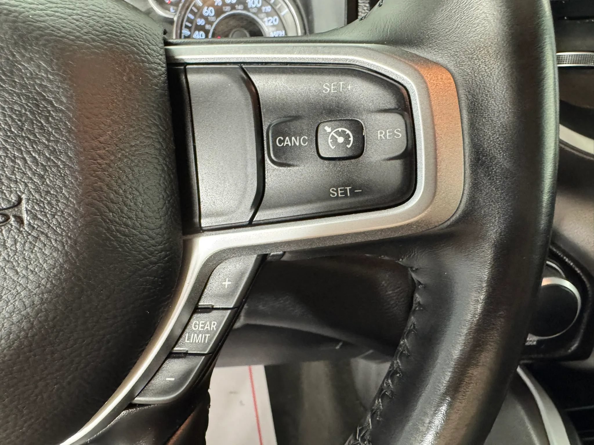 Used 2020 RAM 1500 Lone Star AWD/4WD image 16