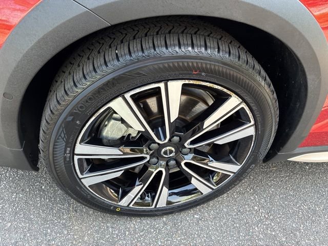 Used 2020 Volvo V60 T5 Cross Country w/ Protection Package Premier AWD/4WD image 11