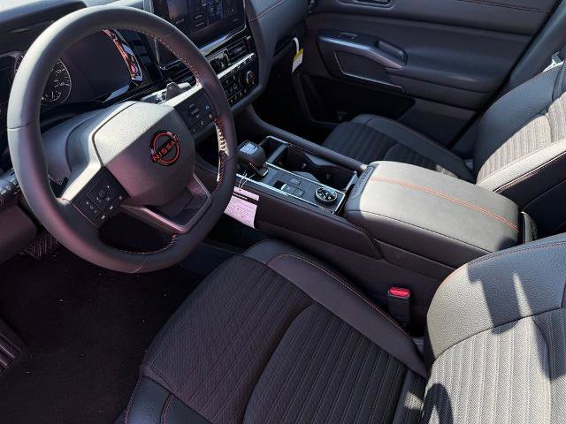 New 2026 Nissan Pathfinder Rock Creek w/ Rock Creek Premium Package AWD/4WD image 17