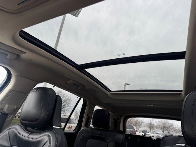 Used 2021 Lincoln Aviator Grand Touring w/ Equipment Group 302A image 21