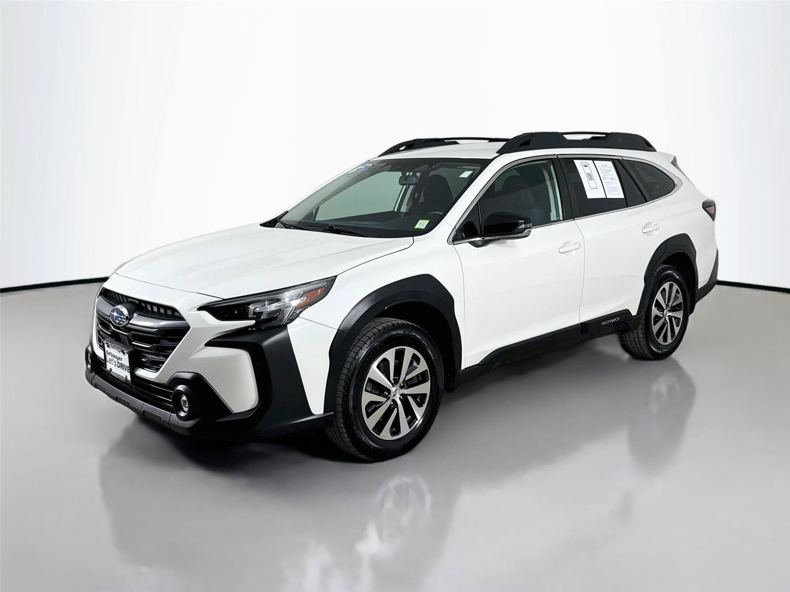 Used 2023 Subaru Outback Premium AWD/4WD image 5