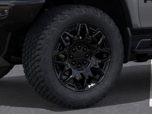 New 2026 GMC Hummer EV SUV w/ LPO, Dark Essentials Package AWD/4WD image 9
