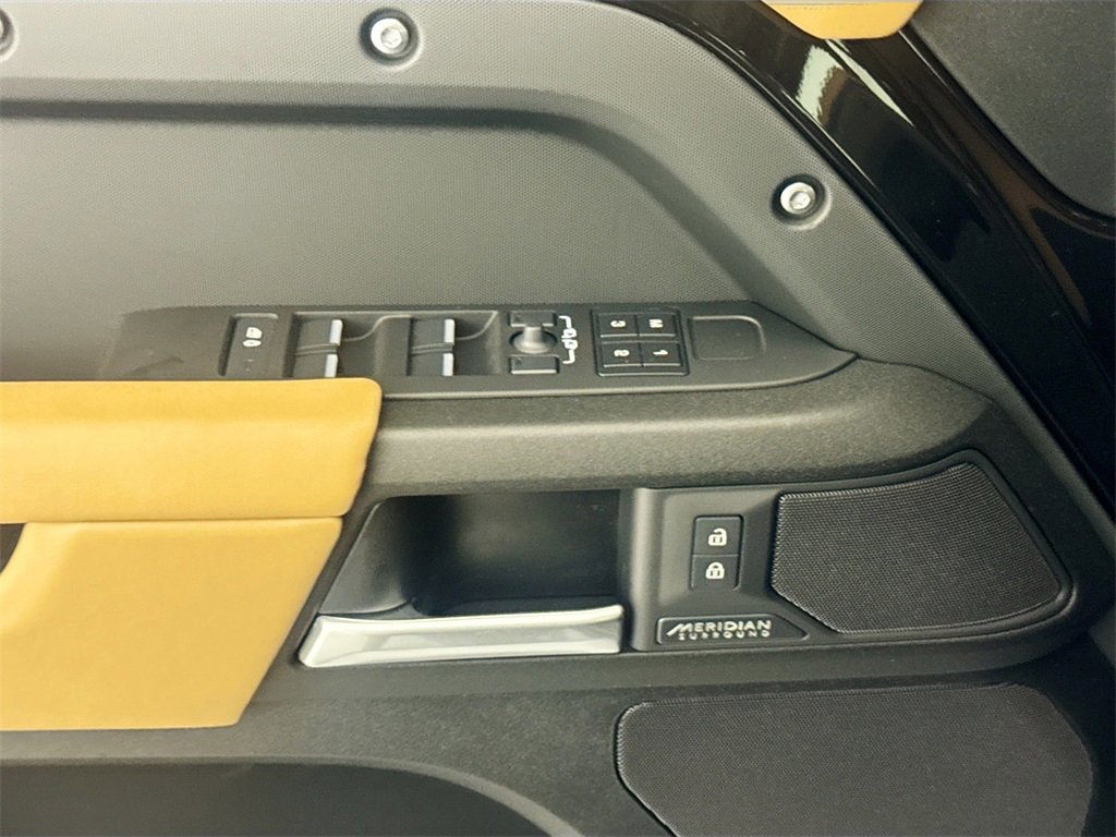 New 2026 Land Rover Defender 130 V8 image 17
