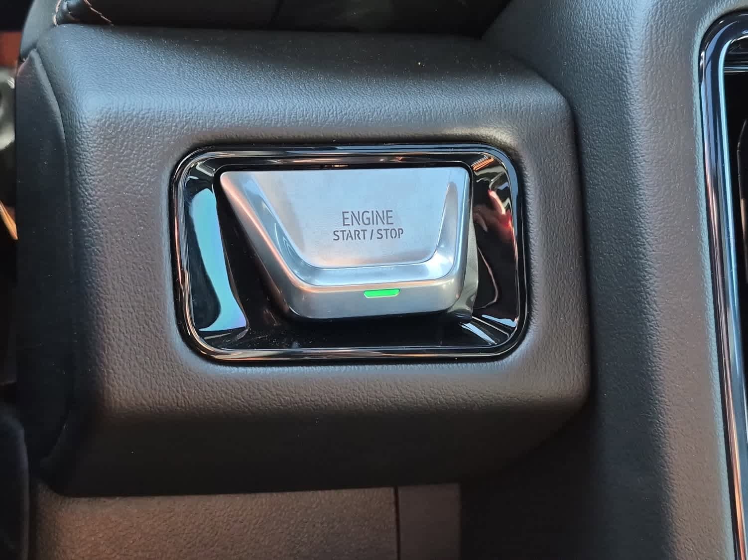 New 2026 GMC Yukon AT4 w/ AT4 Premium Package AWD/4WD image 20