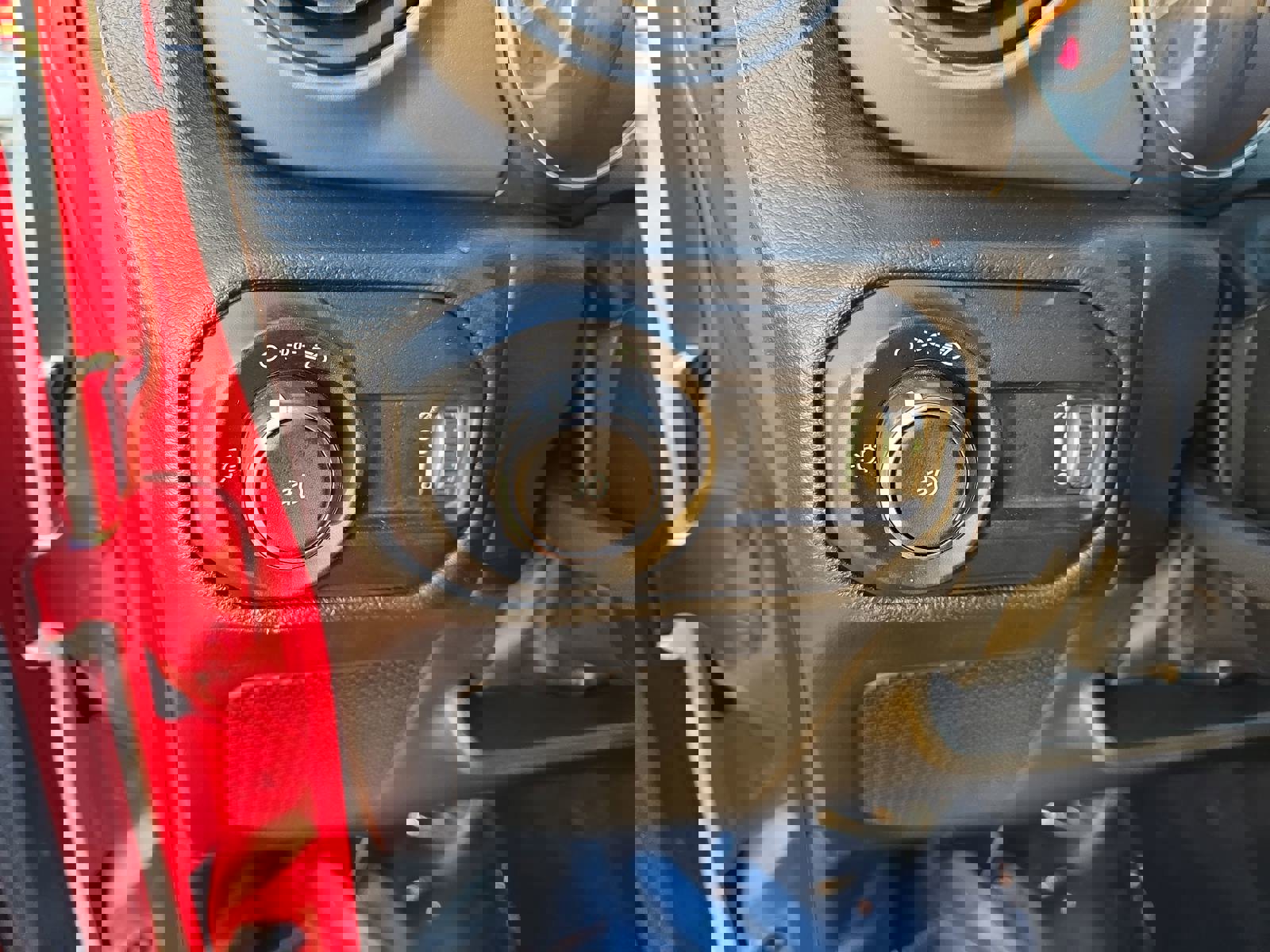 Used 2023 Jeep Wrangler Unlimited Sport w/ Xtreme 35 Tire Package image 28