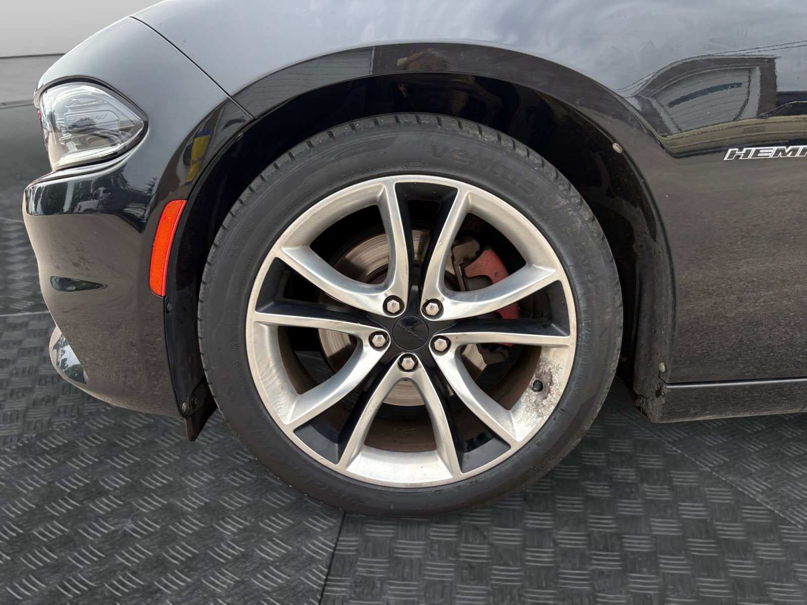 Used 2016 Dodge Charger R/T w/ Premium Group RWD image 14