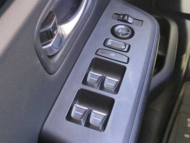 Used 2025 Honda Pilot EX-L image 22