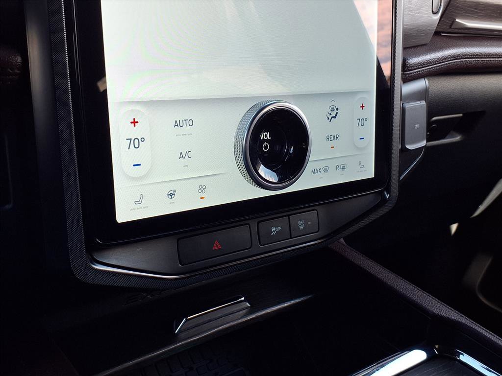 Used 2022 Ford Expedition Max Limited image 15