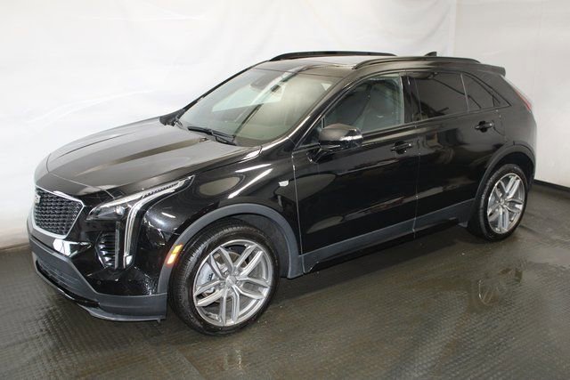Certified 2023 Cadillac XT4 Sport w/ Cold Weather Package image 2