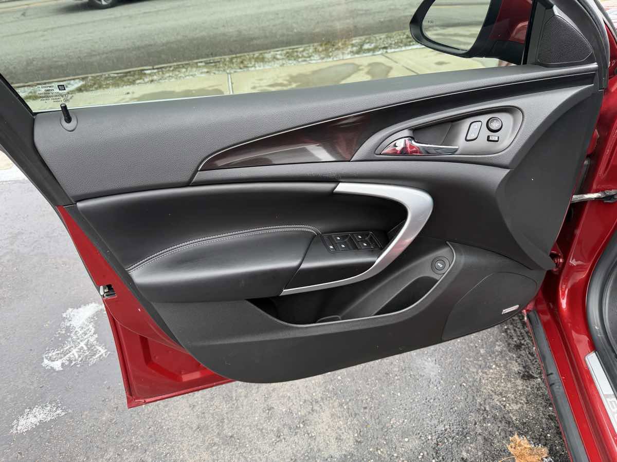 Used 2015 Buick Regal Premium w/ Driver Confidence Package #1 image 13