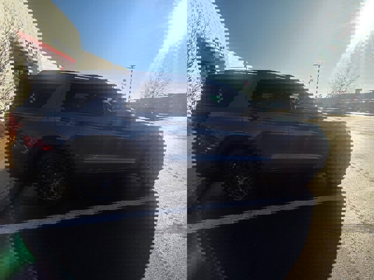 Used 2025 Ford Explorer ST w/ Sun And Sound Package image 4