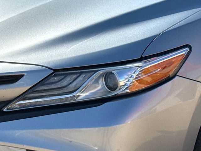 Used 2020 Toyota Camry XSE image 4