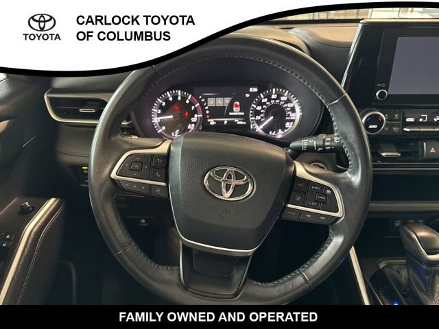 Used 2023 Toyota Highlander LE image 26
