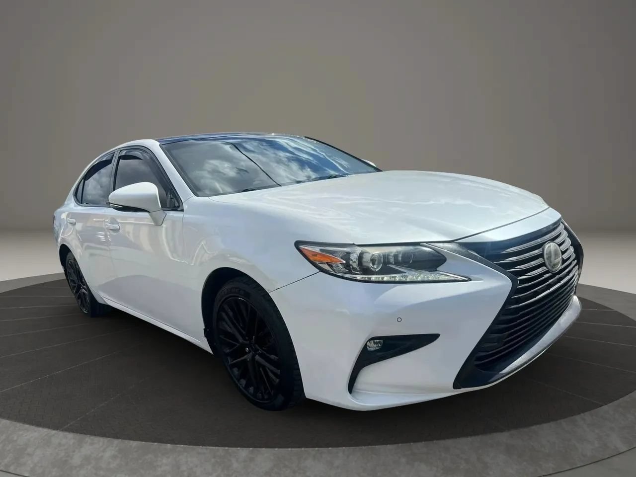 Used 2016 Lexus ES 350 FWD image 3