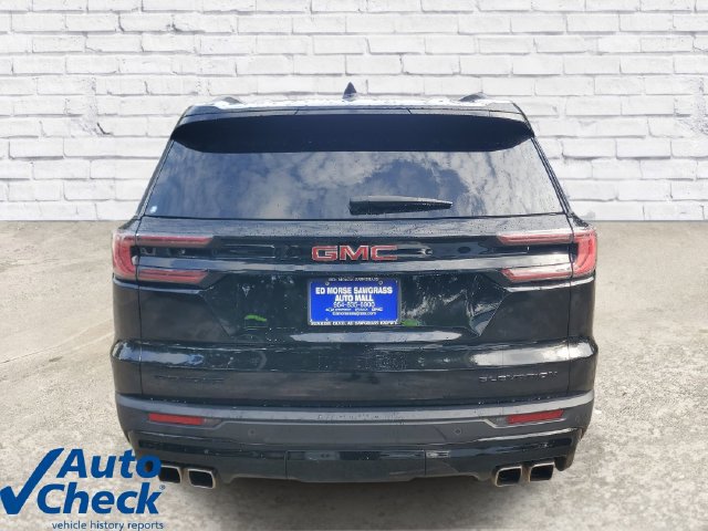 Certified 2024 GMC Acadia Elevation w/ Black Edition FWD image 3