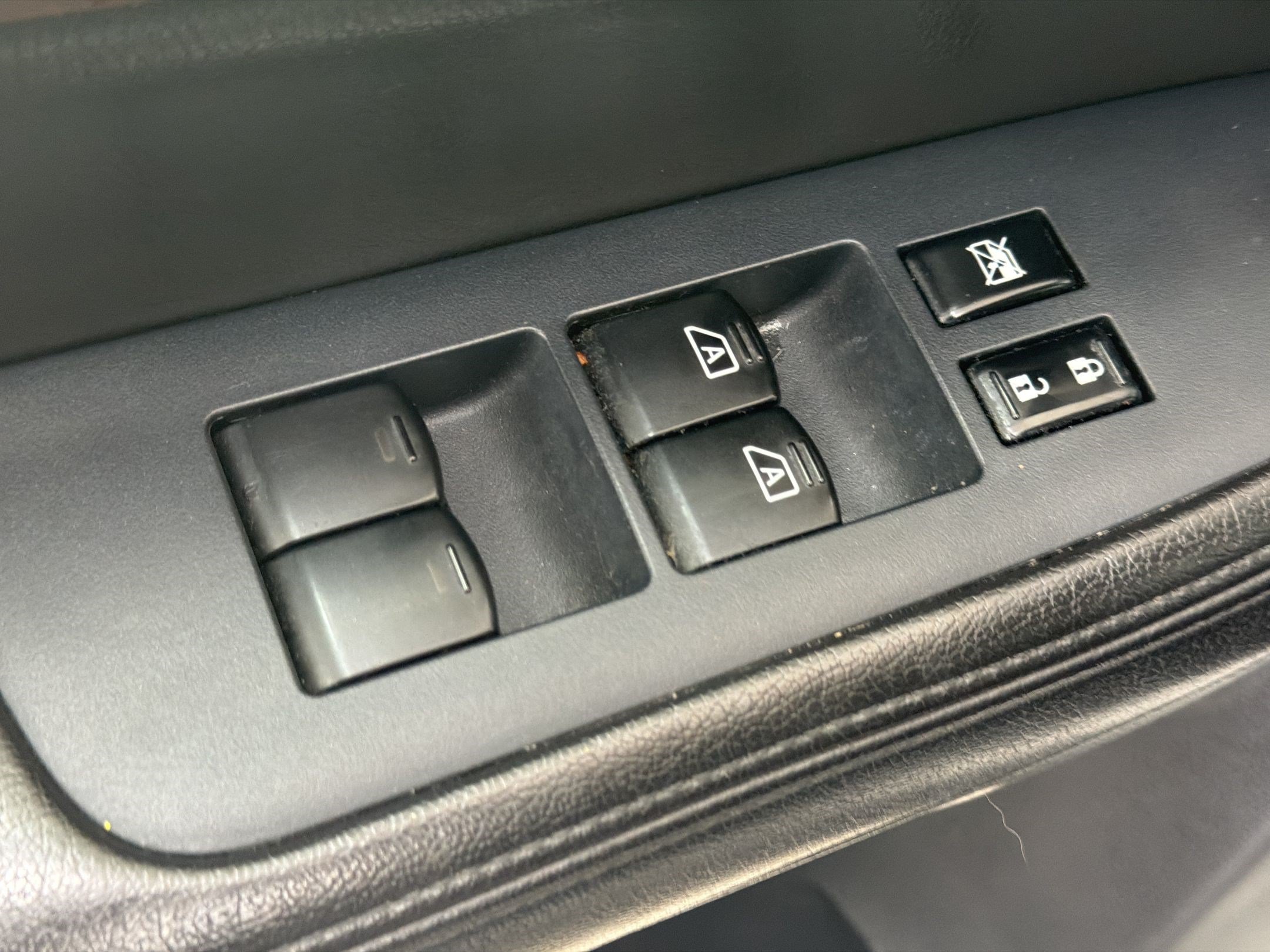 Used 2014 Nissan Armada SL w/ Moonroof Package RWD image 14