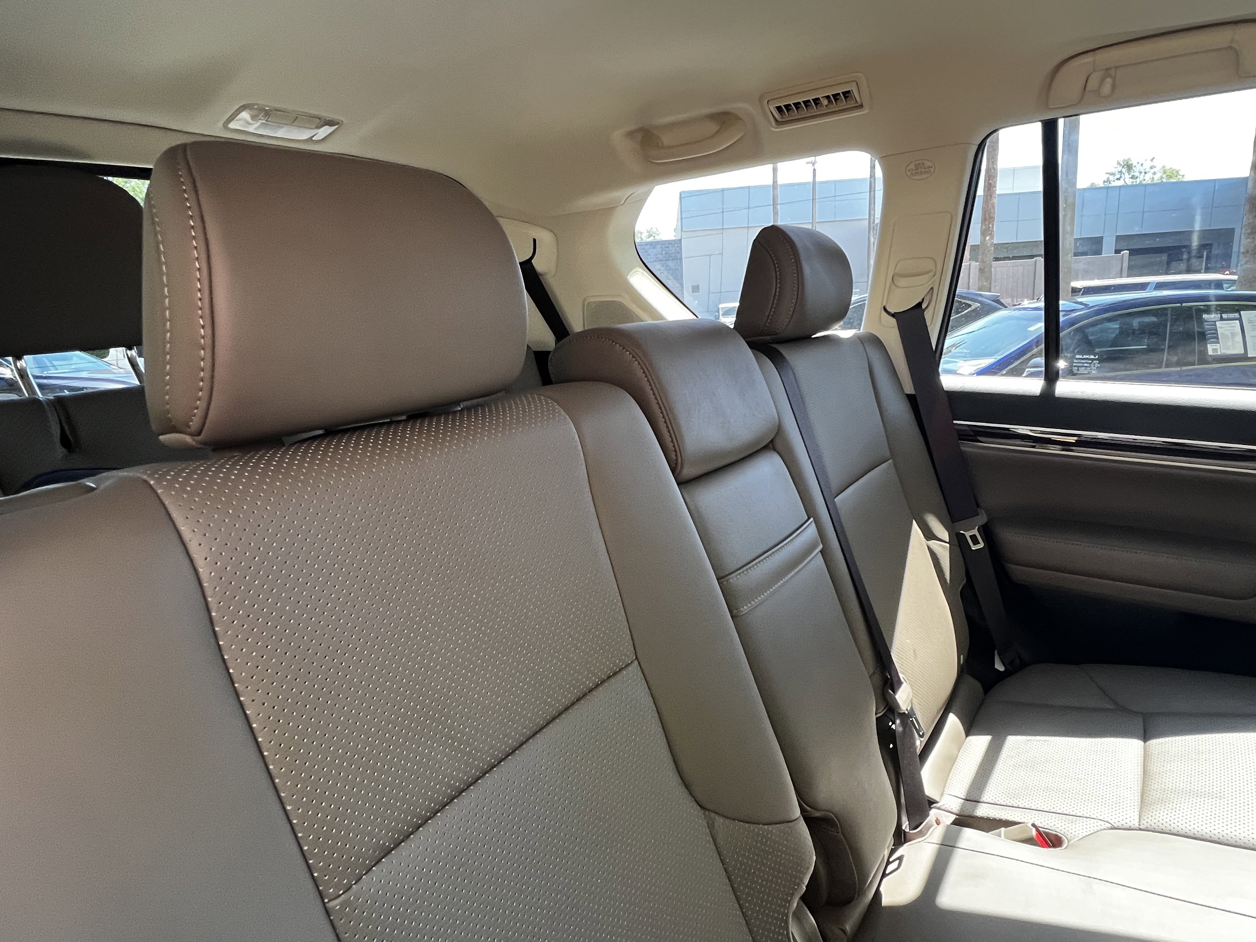 Used 2020 Lexus GX 460 Luxury w/ Accessory Package image 42