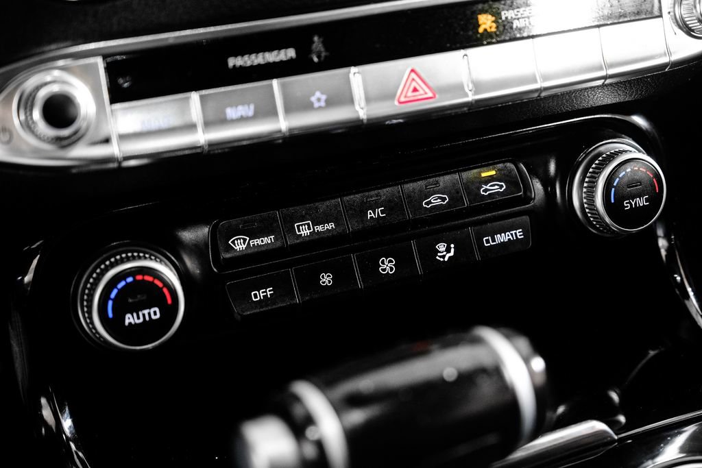 Used 2022 Kia Stinger GT-Line w/ Sun & Sound Package image 27