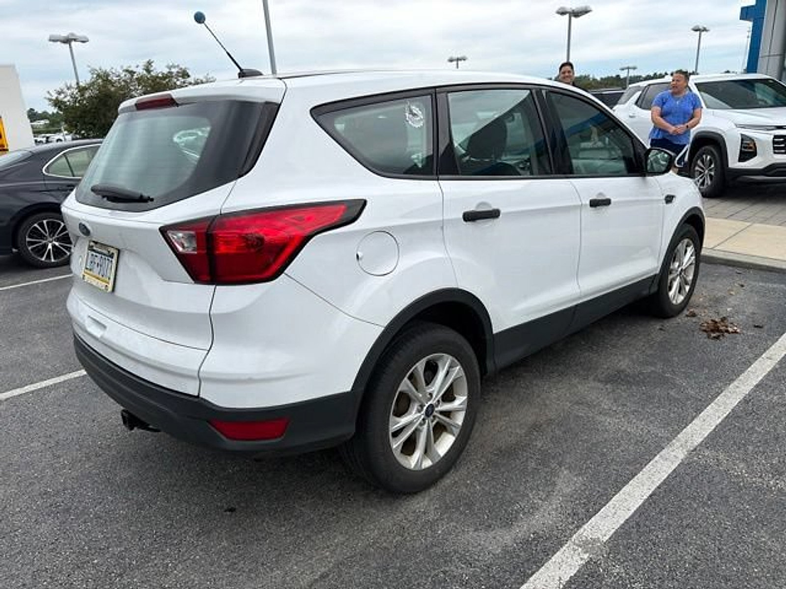 Used 2019 Ford Escape S FWD image 6