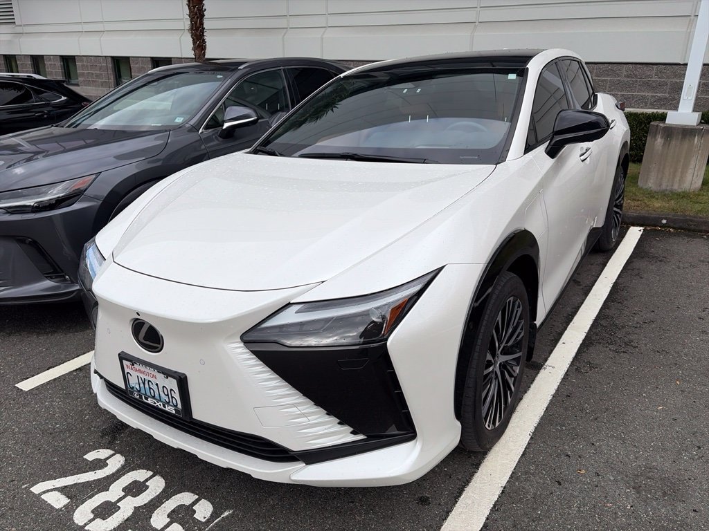 Certified 2023 Lexus RZ 450e Premium w/ Accessory Package (2T) AWD/4WD image 1