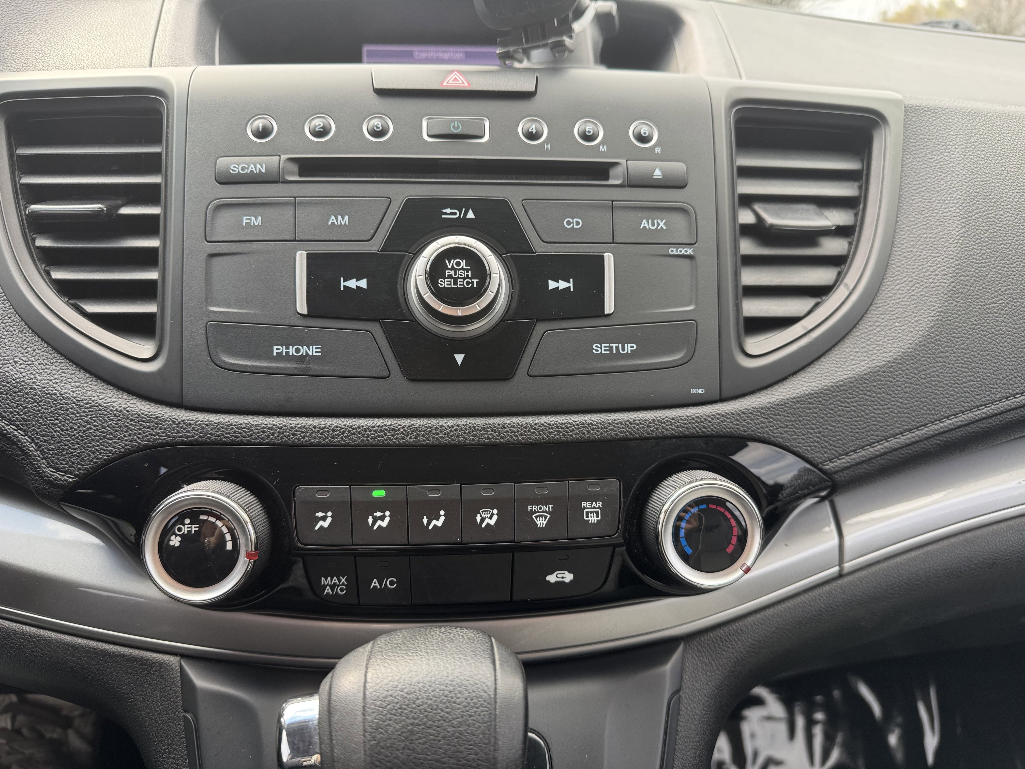 Used 2015 Honda CR-V LX image 29