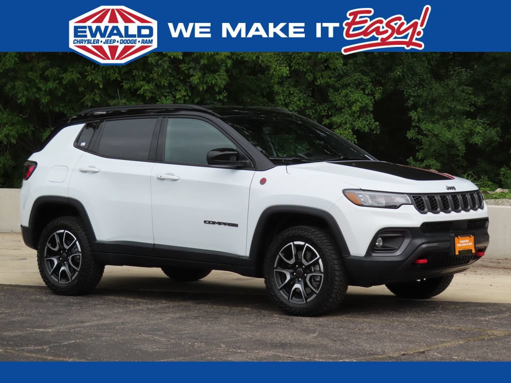 Certified 2025 Jeep Compass Trailhawk AWD/4WD image 1