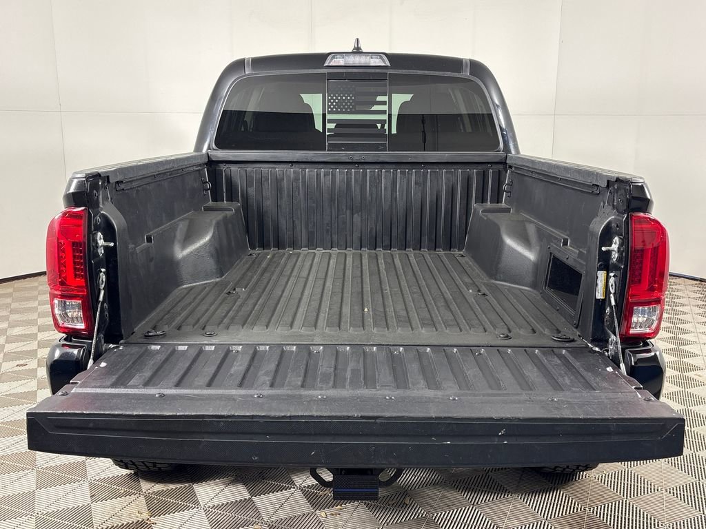 Used 2022 Toyota Tacoma SR5 w/ Technology Package RWD image 27