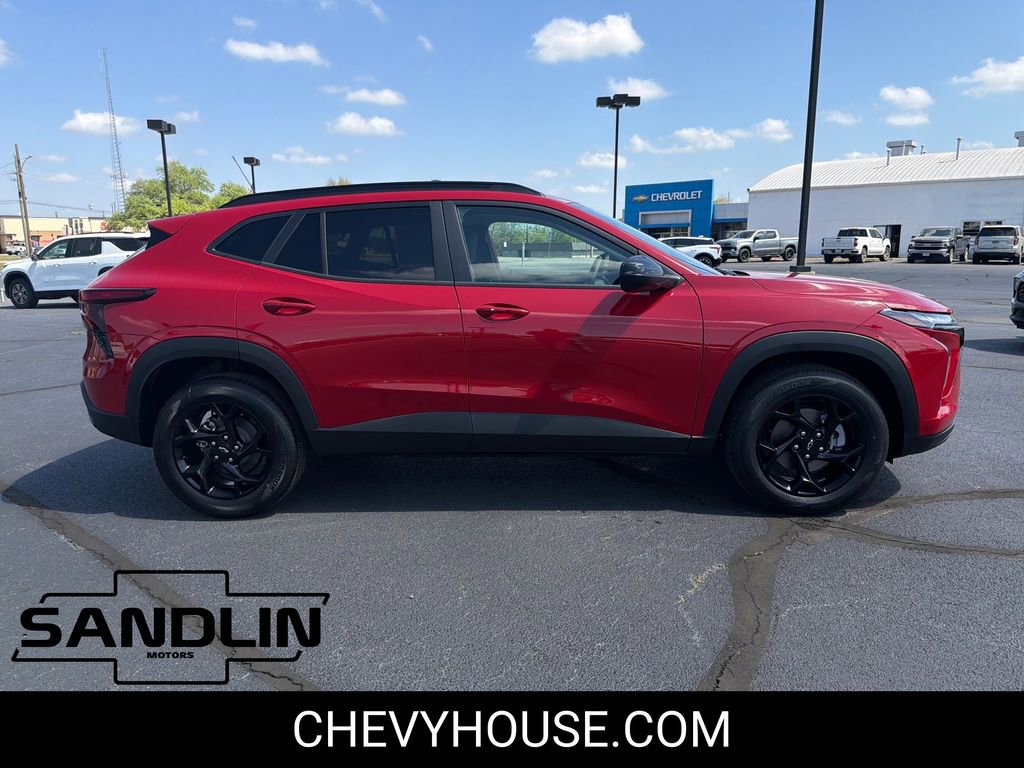 New 2026 Chevrolet Trax LT image 2