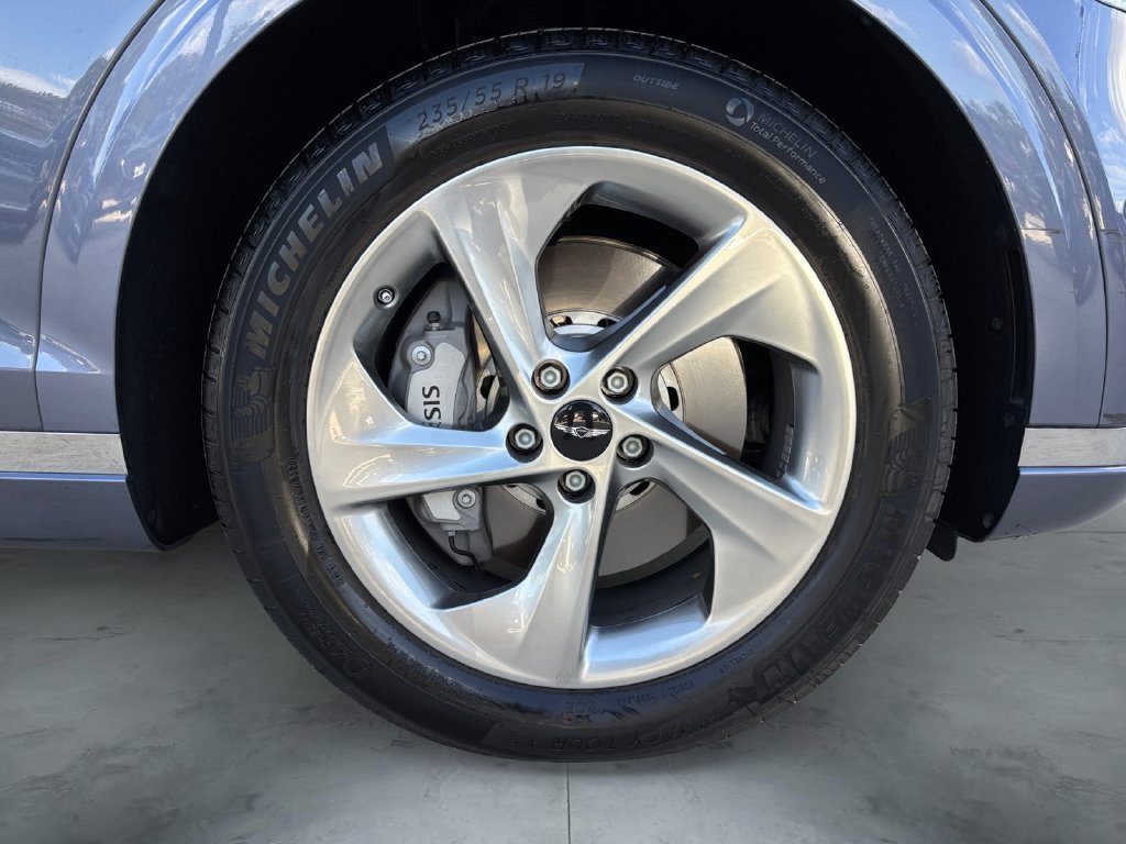 Used 2026 Genesis GV70 2.5T Advanced AWD/4WD image 15