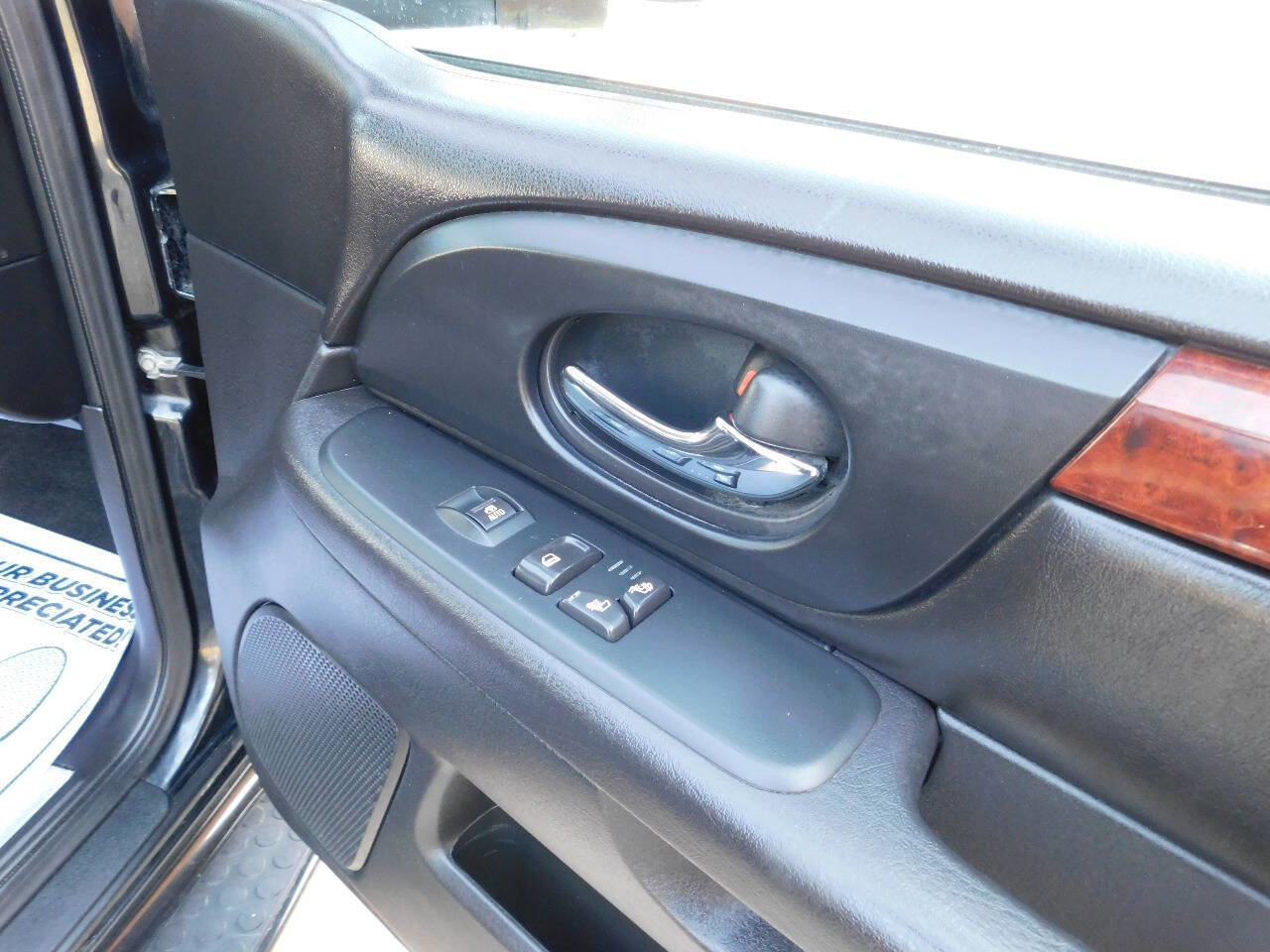 Used 2009 GMC Envoy Denali w/ Sun And 6-Disc Cd Package image 21