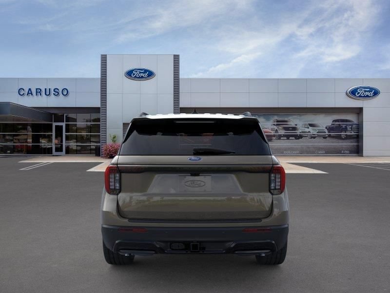 New 2026 Ford Explorer ST-Line w/ ST-Line Street Pack RWD image 5