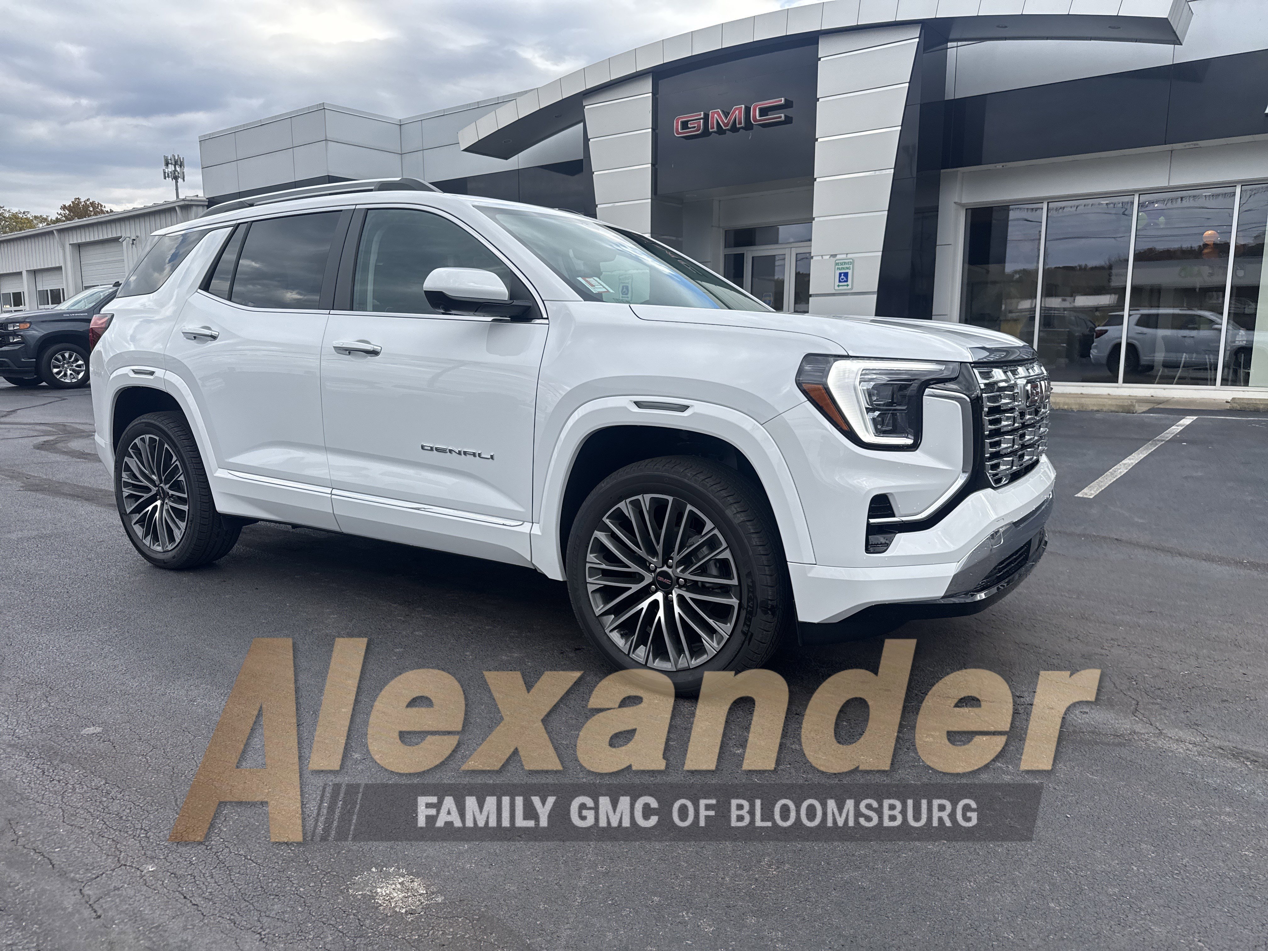 New 2026 GMC Terrain Denali w/ LPO, Floor Liner Package image 1