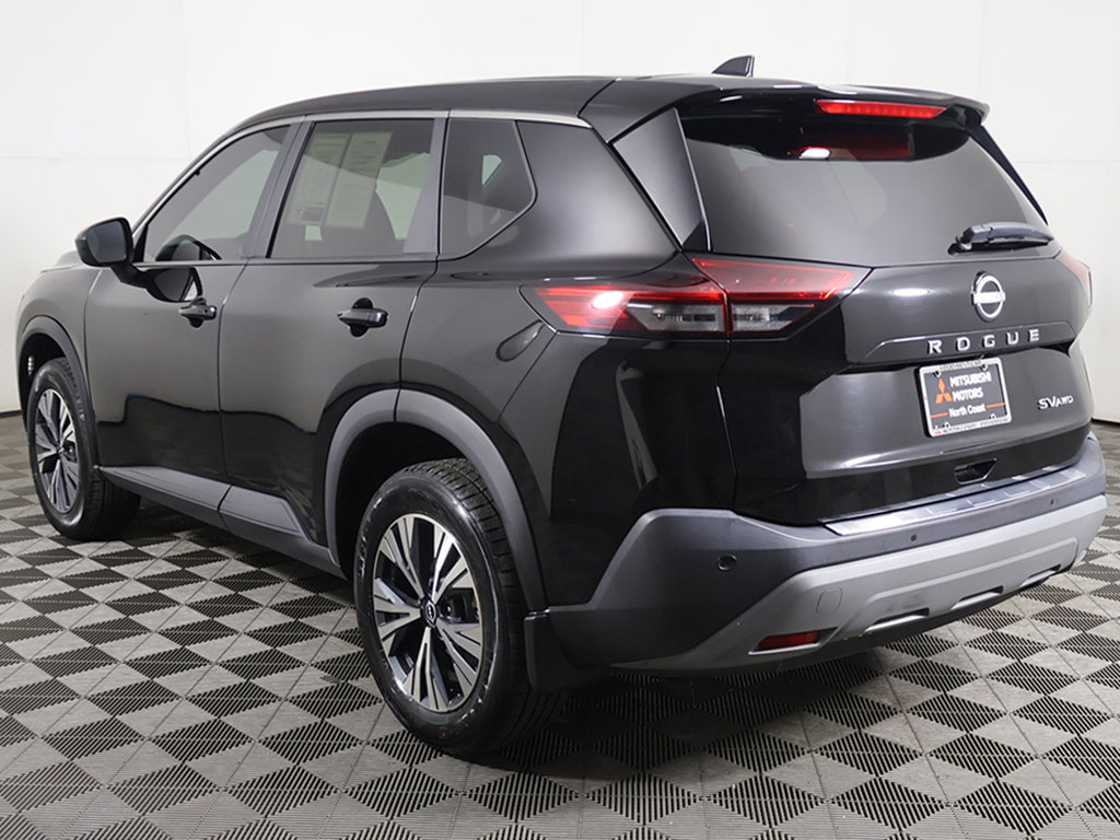 Used 2023 Nissan Rogue SV AWD/4WD image 7