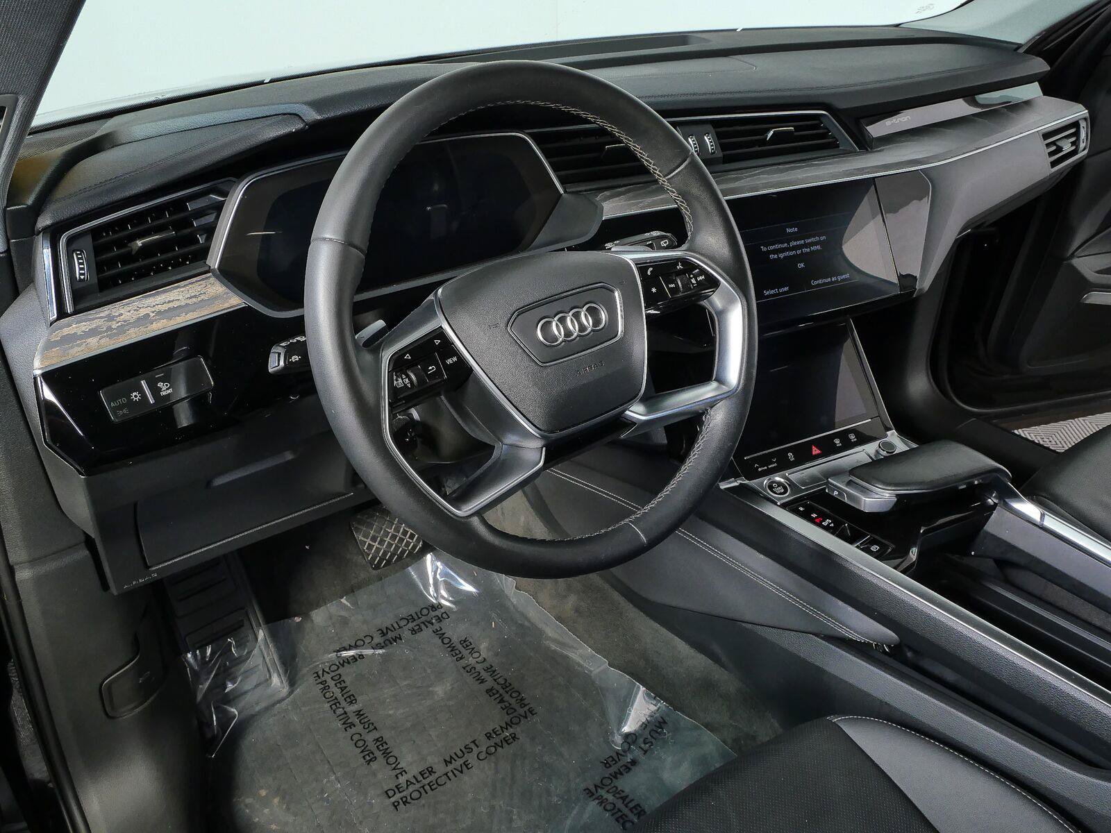 Used 2023 Audi e-tron Premium Plus w/ Premium Plus Package AWD/4WD image 5