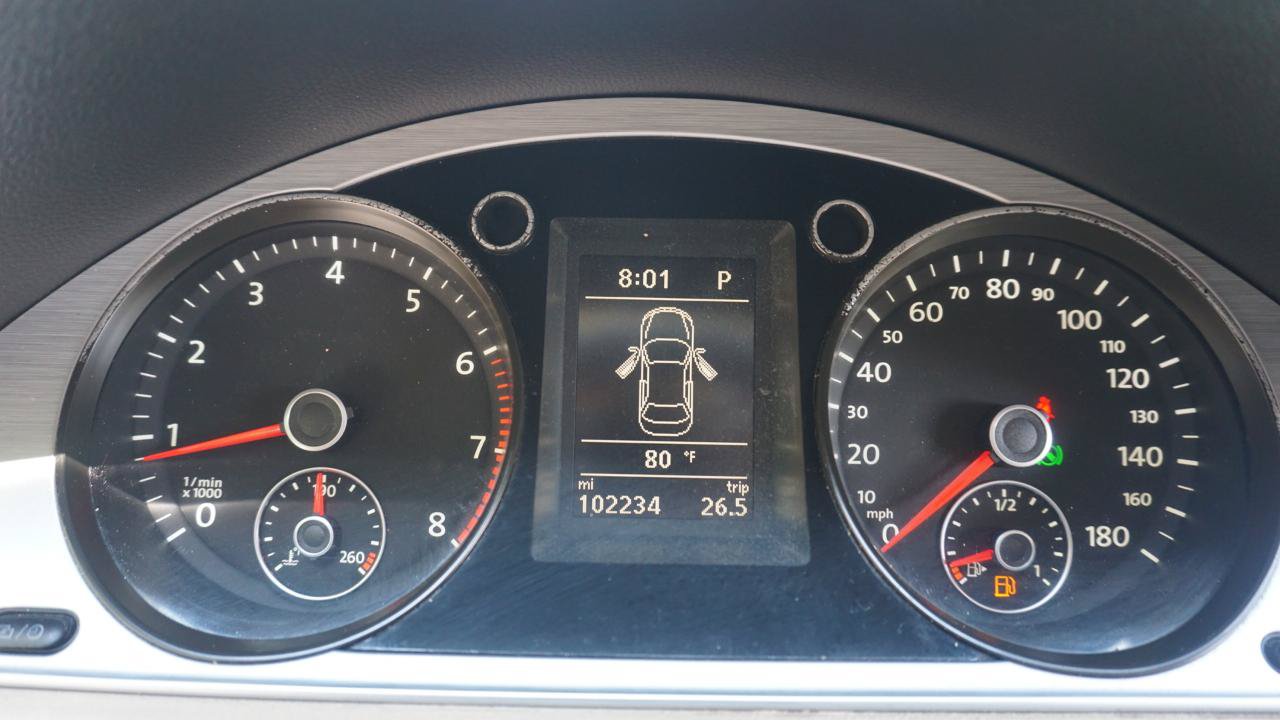 Used 2013 Volkswagen CC R-Line FWD image 15