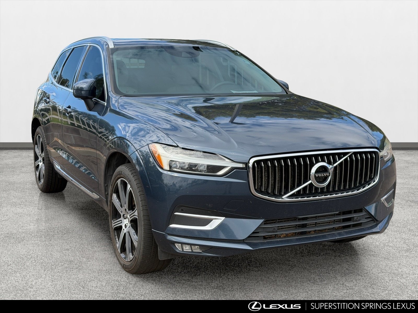 Used 2020 Volvo XC60 T5 Inscription FWD image 2