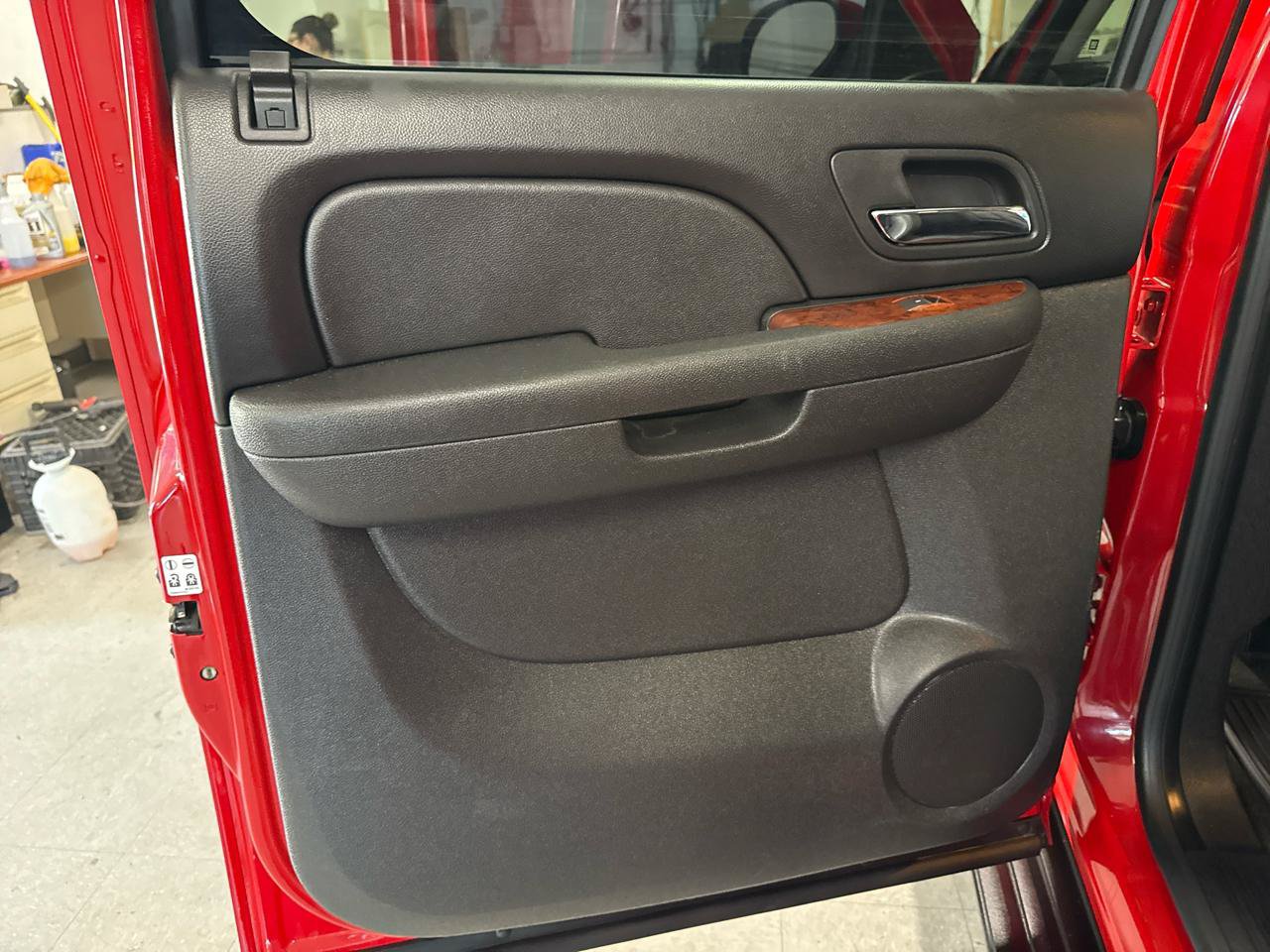 Used 2012 Chevrolet Avalanche LT AWD/4WD image 38