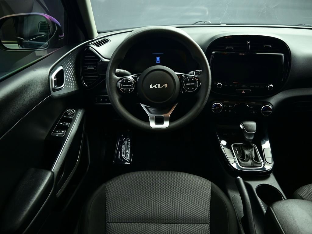 Used 2024 Kia Soul S image 5