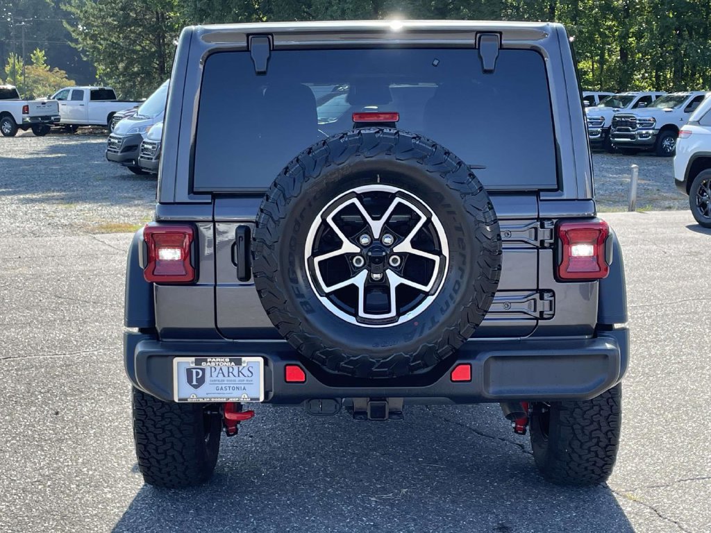 New 2027 Jeep Wrangler Unlimited Rubicon AWD/4WD image 7