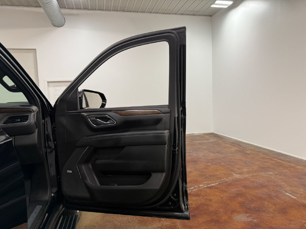Used 2023 Chevrolet Tahoe High Country AWD/4WD image 60