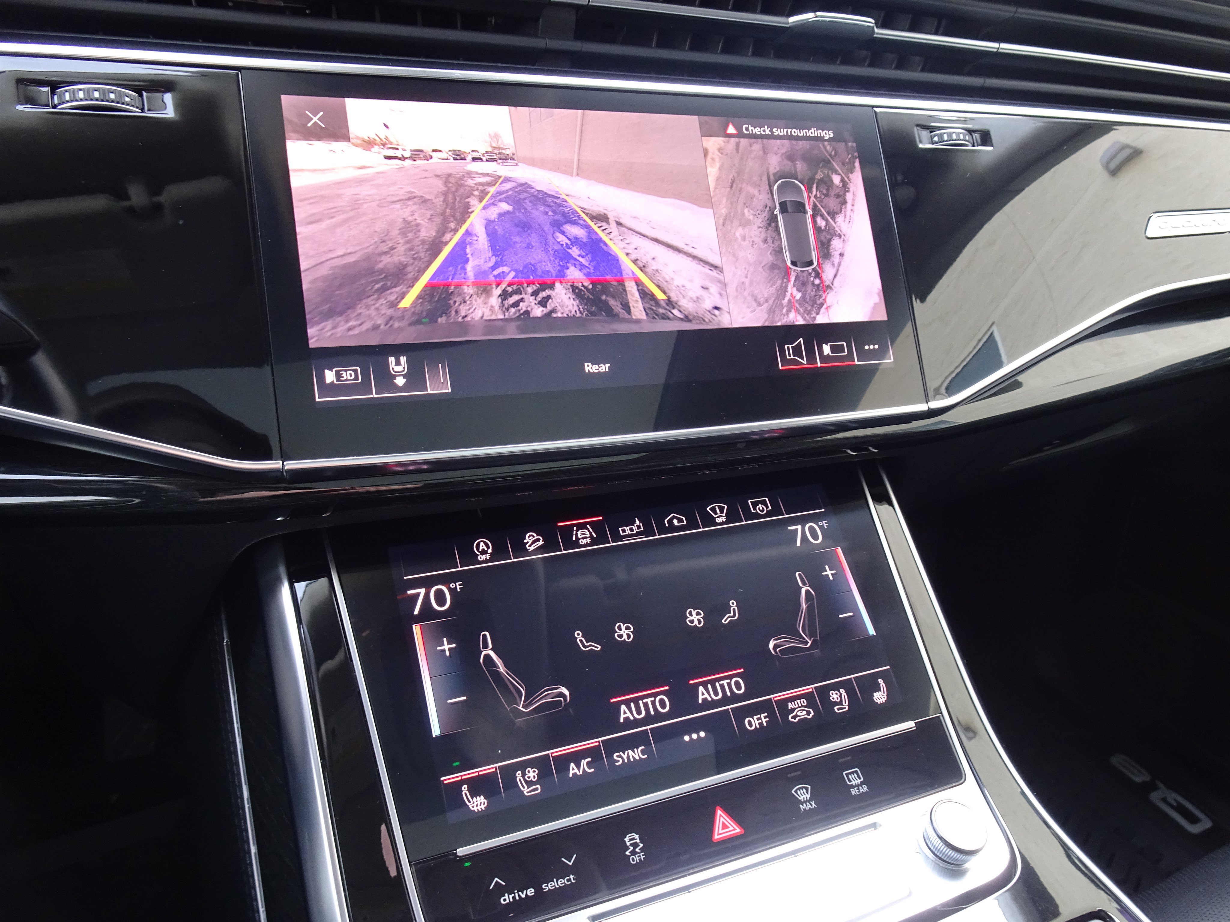 Used 2019 Audi Q8 Prestige w/ Luxury Package image 29