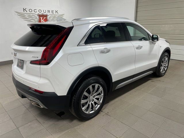 Used 2022 Cadillac XT4 Premium Luxury image 8