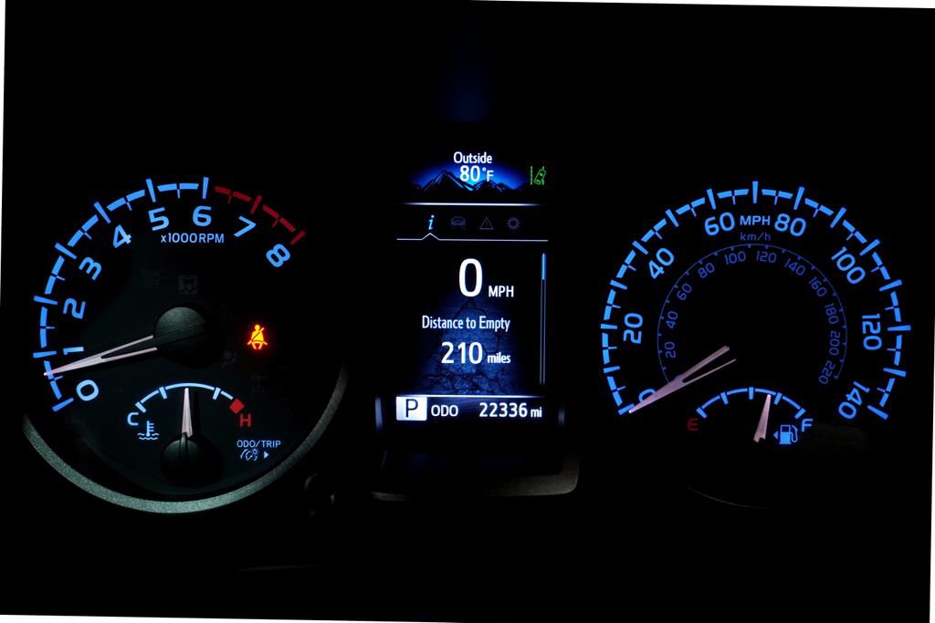 Used 2023 Toyota Tacoma TRD Sport w/ Technology Package AWD/4WD image 24