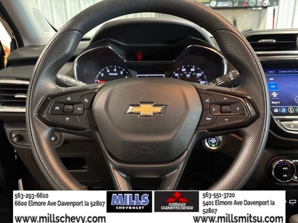 Used 2023 Chevrolet TrailBlazer LT w/ Convenience Package AWD/4WD image 26