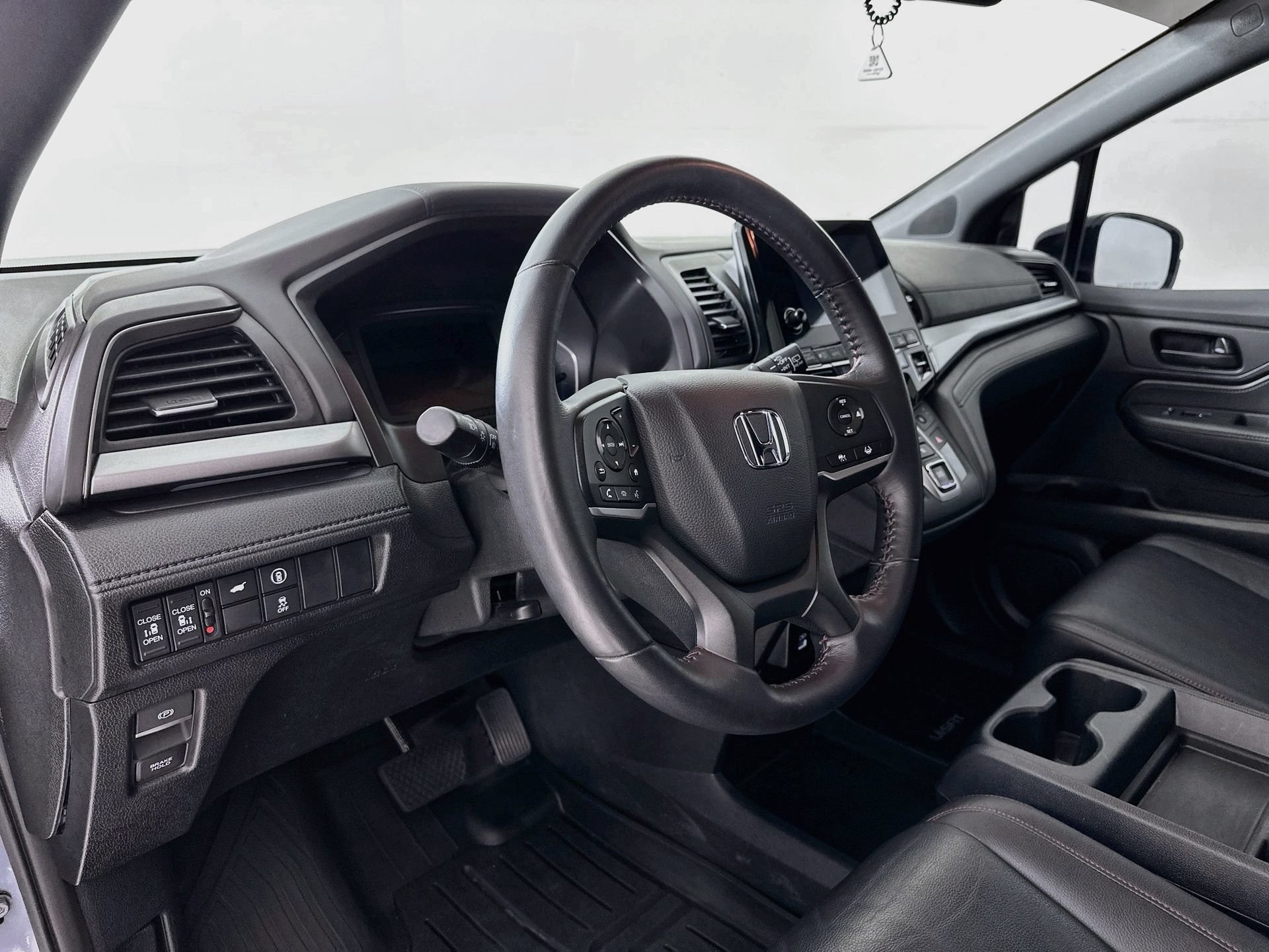Used 2024 Honda Odyssey Sport image 10