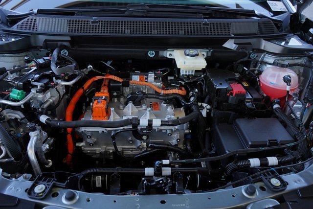 New 2025 Chevrolet Equinox EV LT image 28