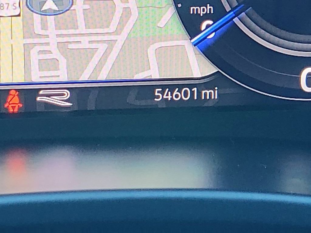 Used 2022 Volkswagen Atlas Cross Sport SEL R-Line image 18