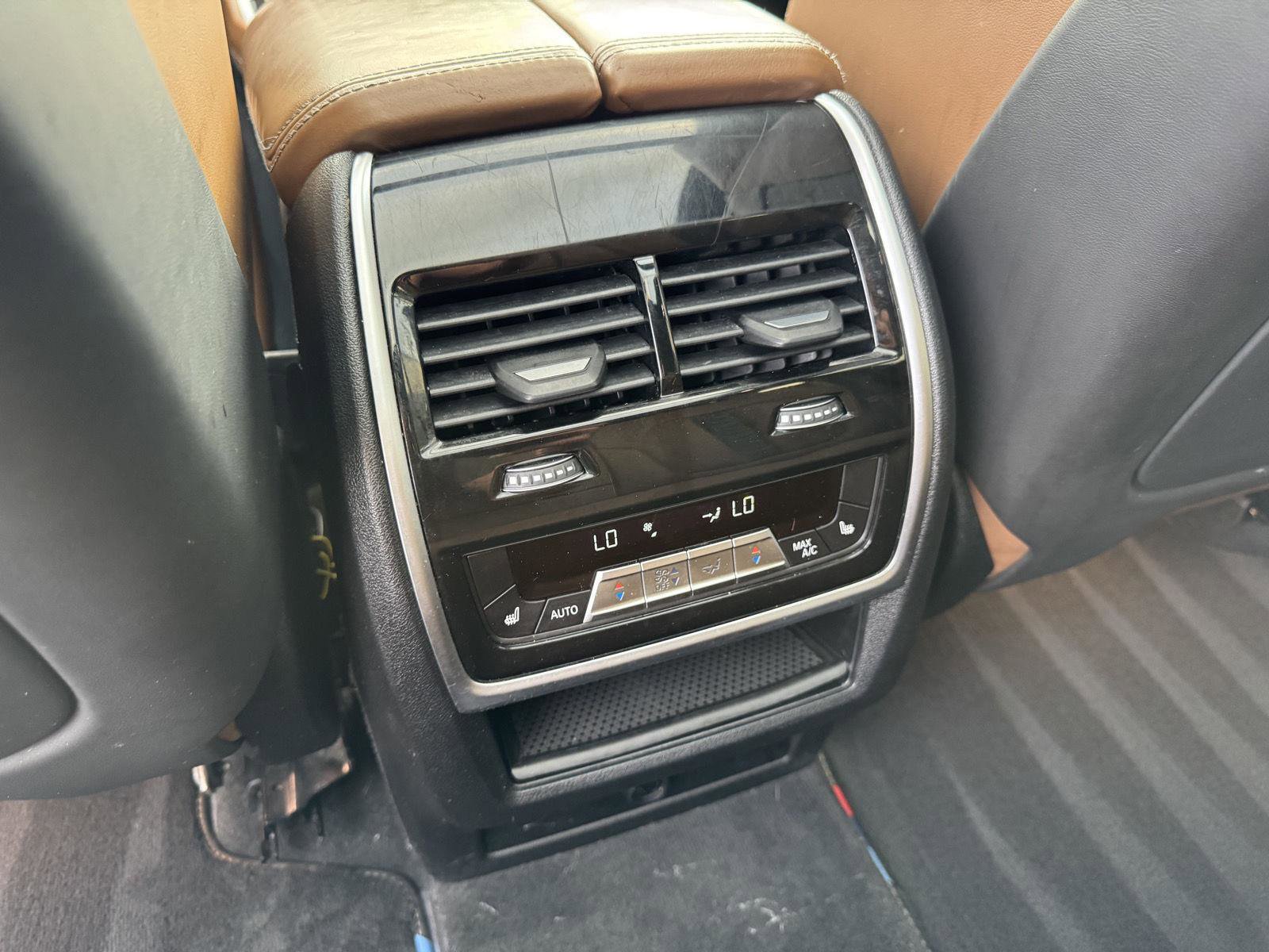 Used 2021 BMW X5 M w/ Competition Package AWD/4WD image 35